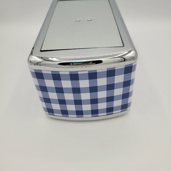 Retro-Style Blue Gingham Patterned Napkin Dispenser - Picture 4 of 7